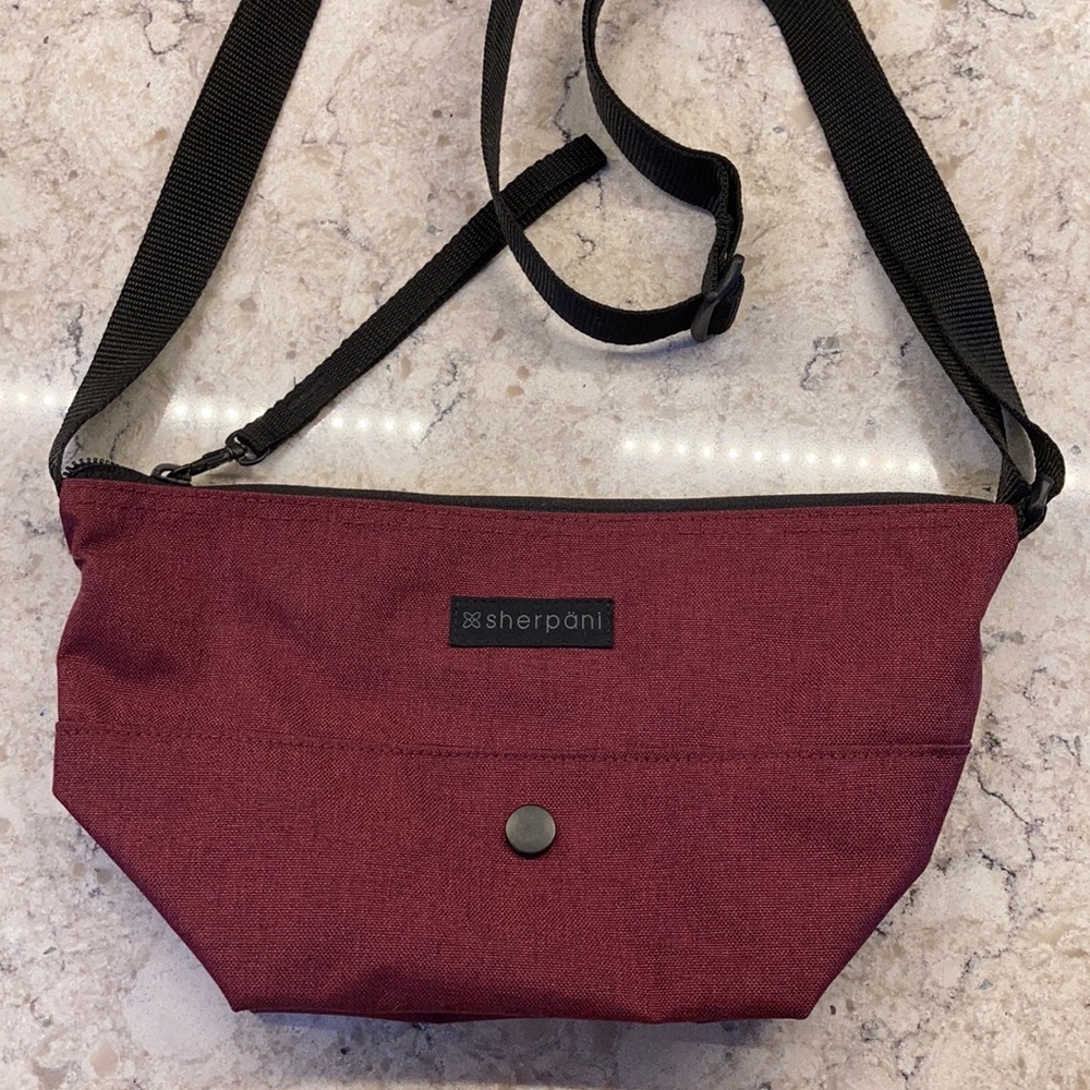 Sherpani Tote
